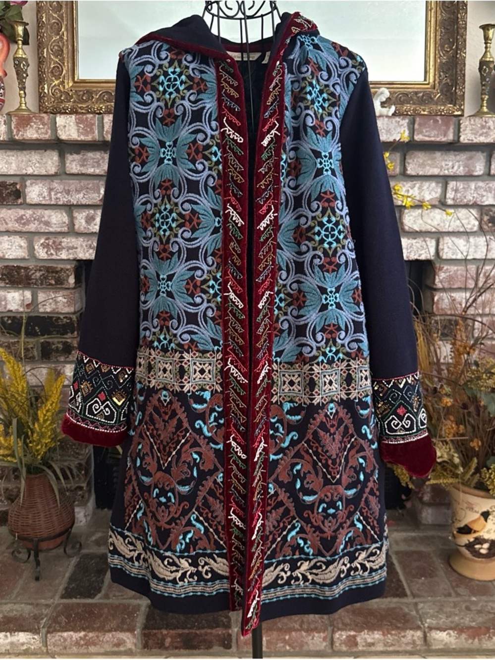 Soft Surroundings Lysa Sweater Coat Beaded Embroidered Hooded Cardigan Sz M
